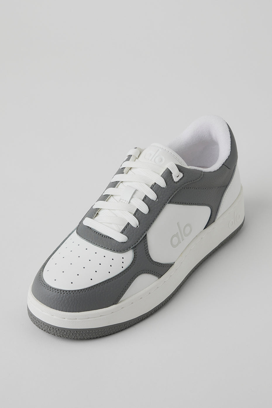 ALO Recovery Mode Sneaker - Grey/White