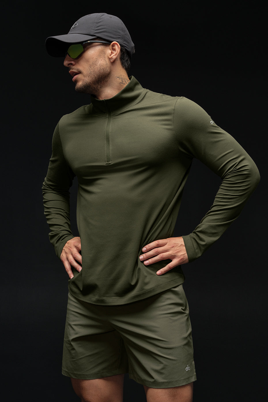 Conquer 1/4 Zip Reform Long Sleeve - Green Olive