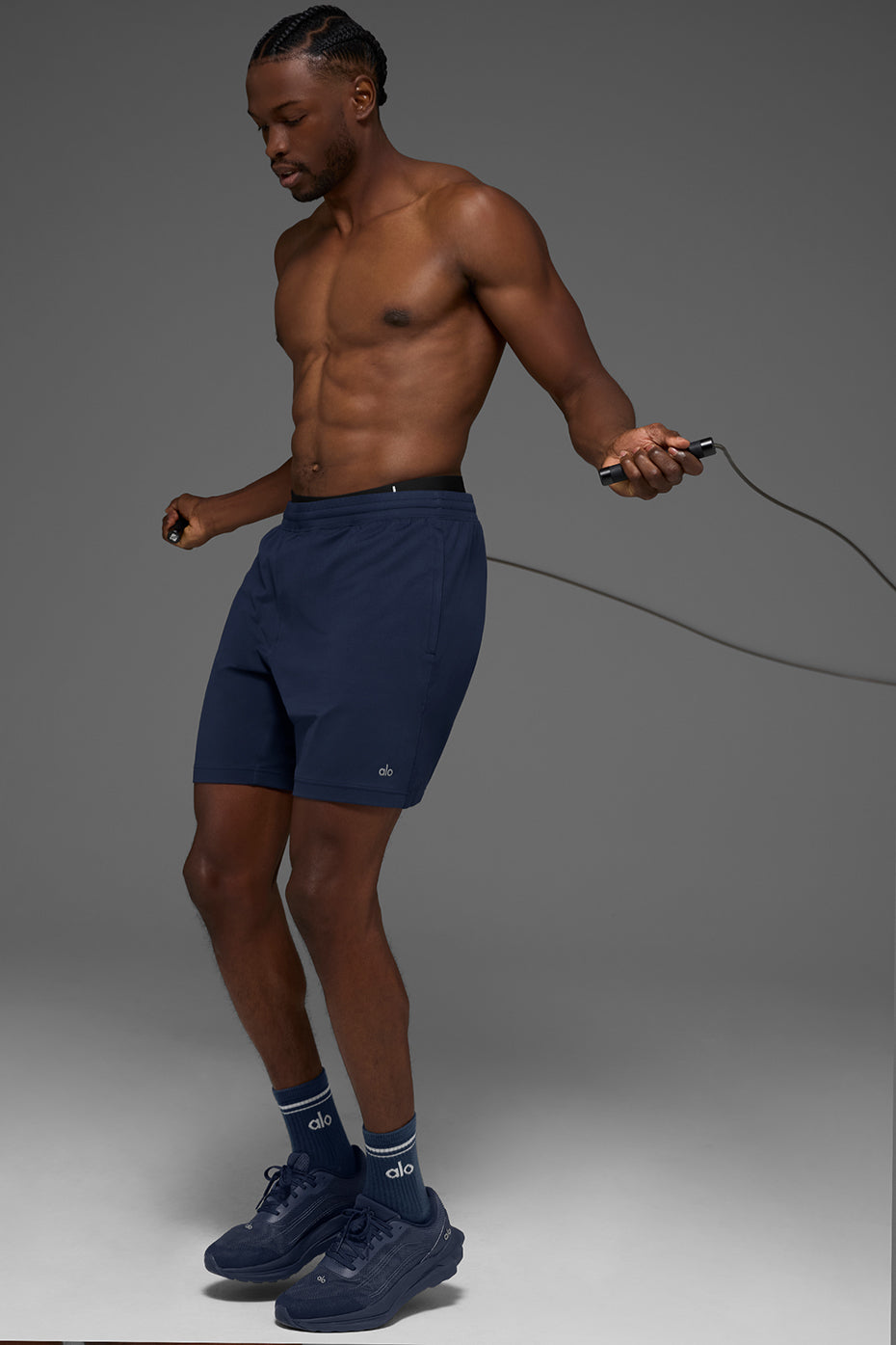 7" Conquer React Performance Short - Navy
