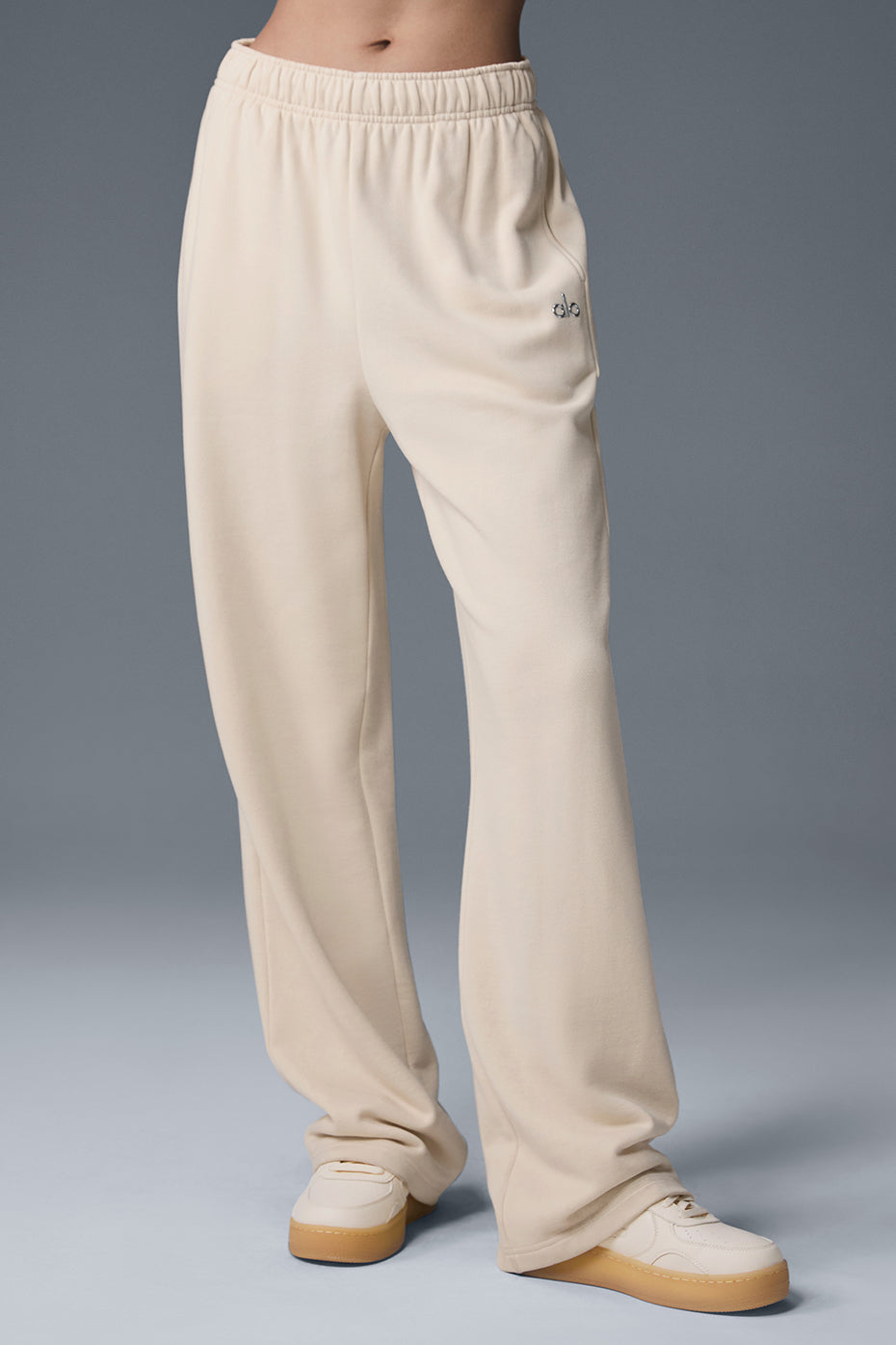 Accolade Straight Leg Sweatpant - Oat Milk