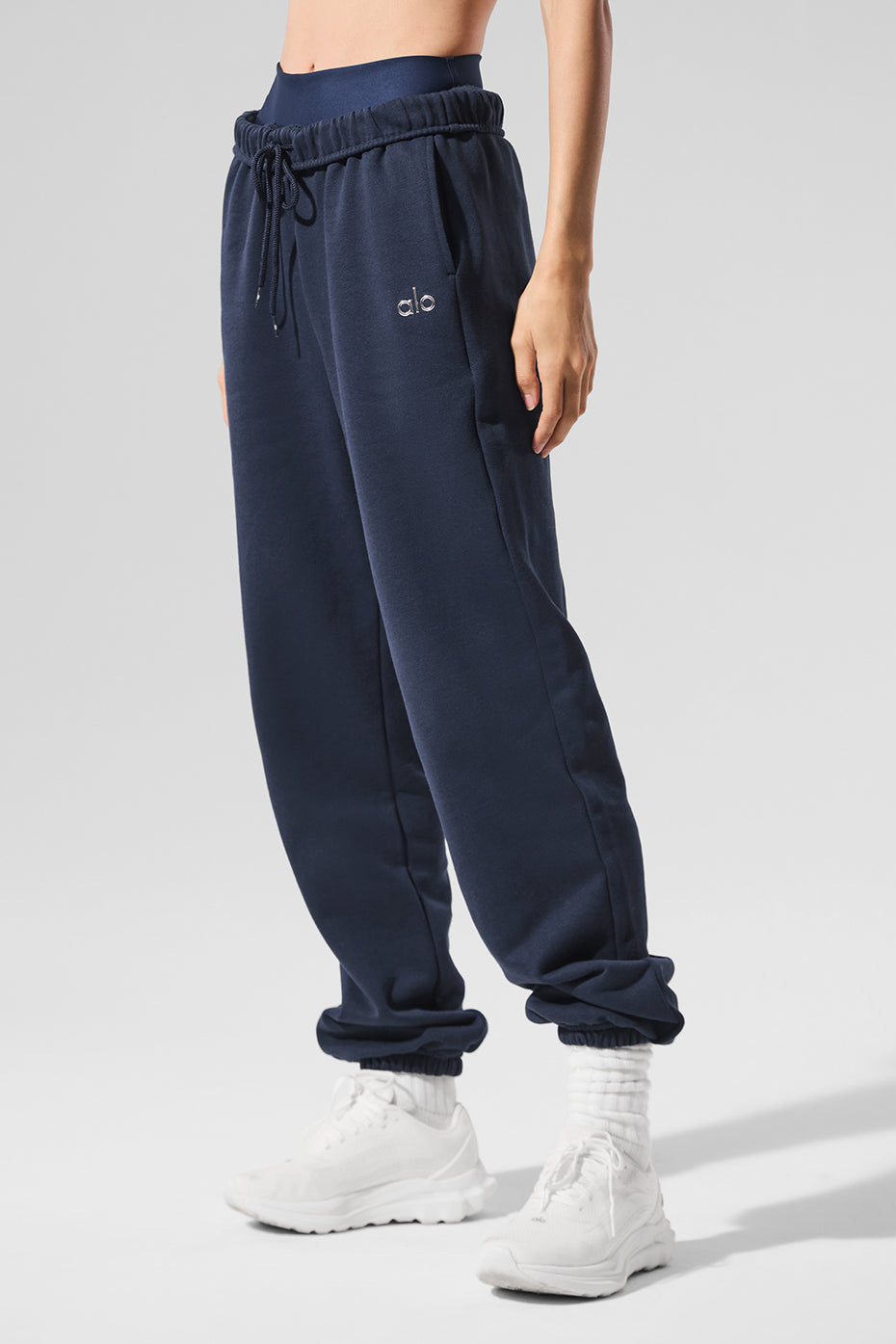 Accolade Sweatpant - Navy