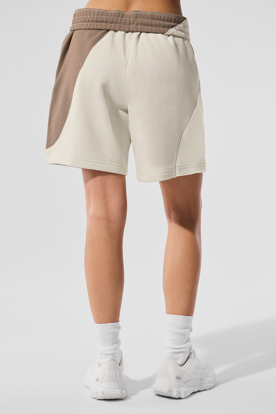 7" Make Waves Short - Ivory/Bone/Gravel