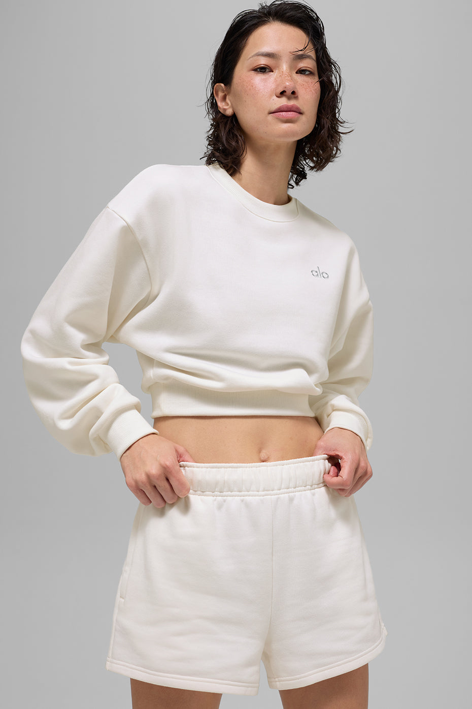 Cropped Accolade Crewneck - Ivory