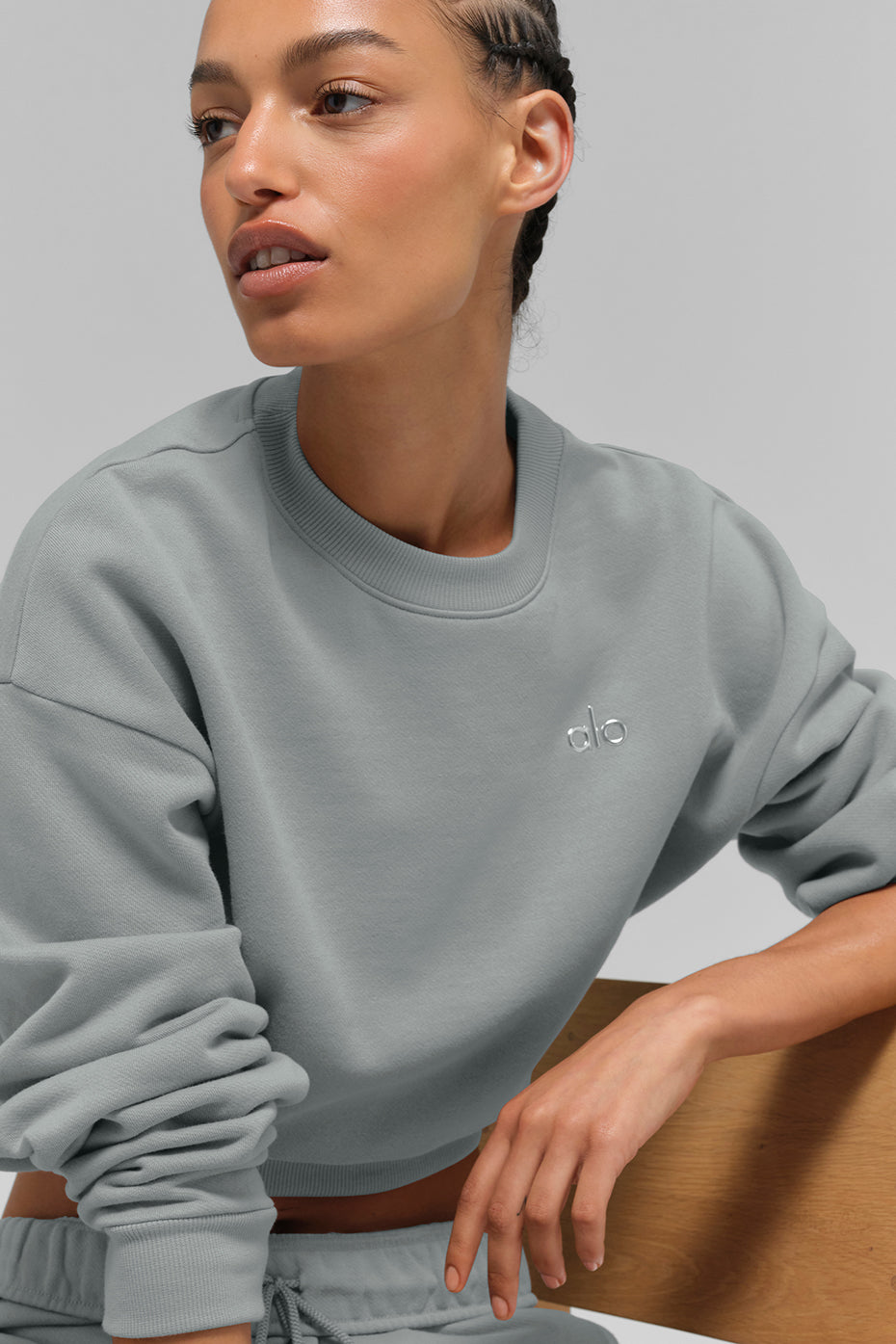 Cropped Accolade Crewneck - Lunar Grey