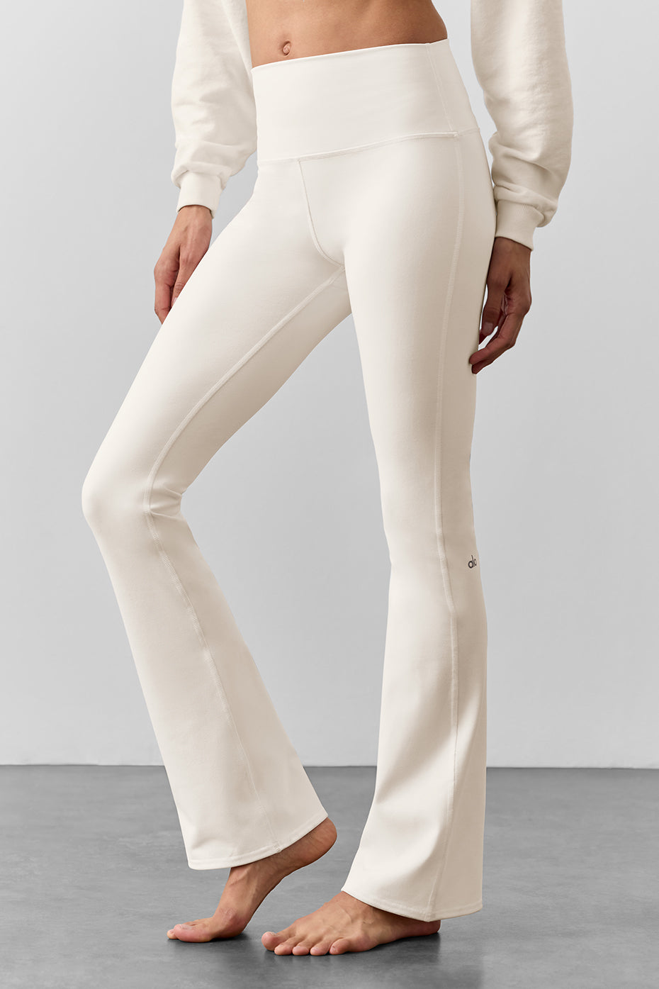 Airbrush High-Waist Bootcut Legging - Ivory
