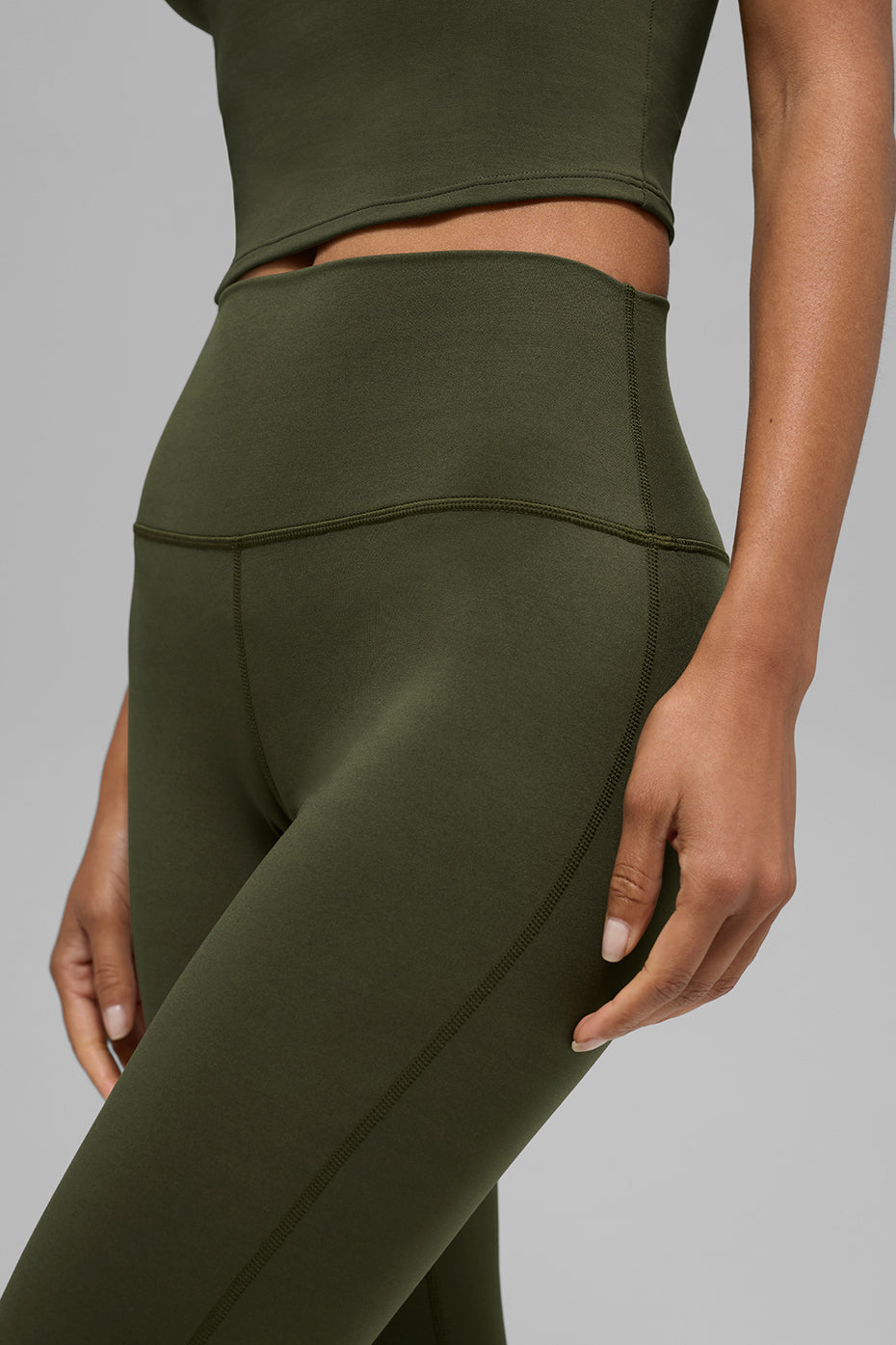 ALO Softsculpt High-Waist Bootcut Legging - Green Olive