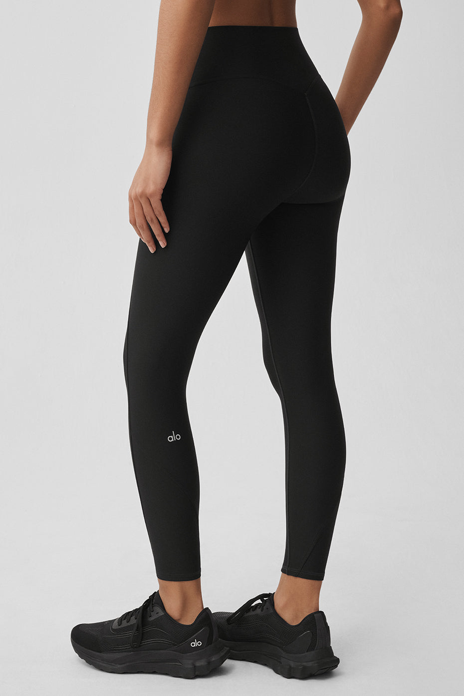 Airlift High-Waist 7/8 Fine Line Legging - Black