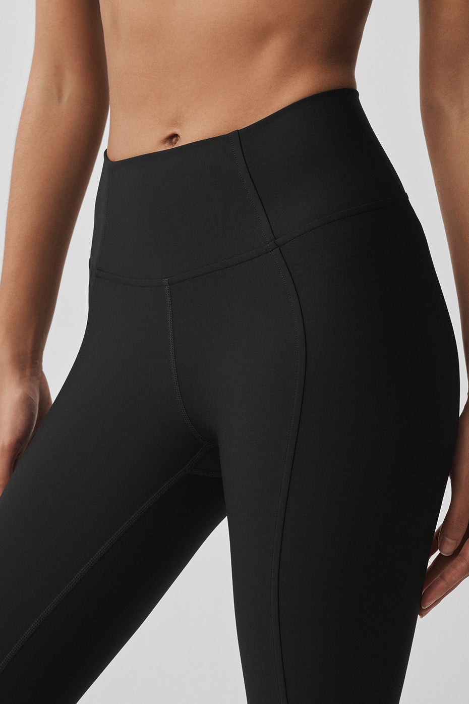 Airlift High-Waist 7/8 Fine Line Legging - Black