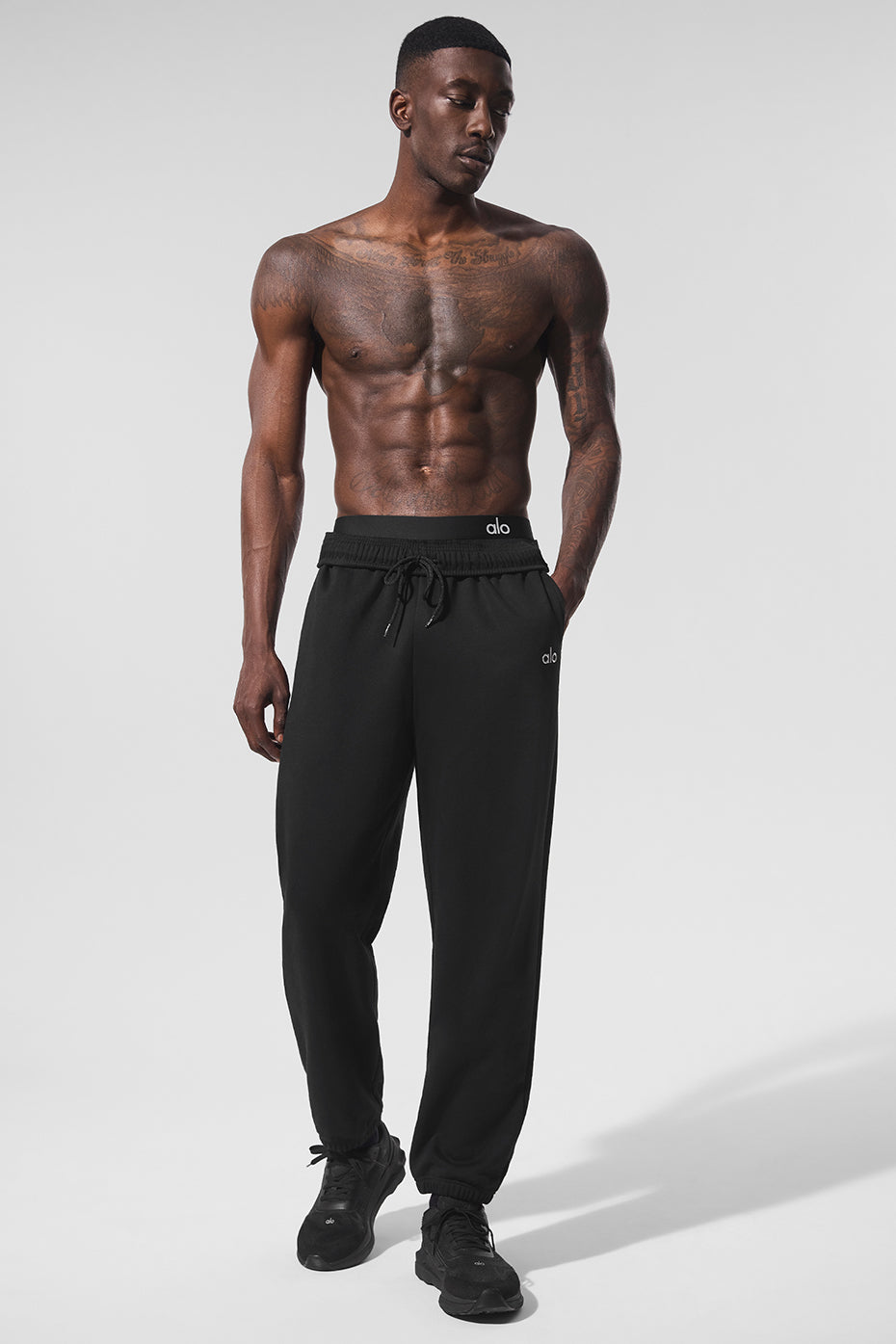 Accolade Sweatpant - Black