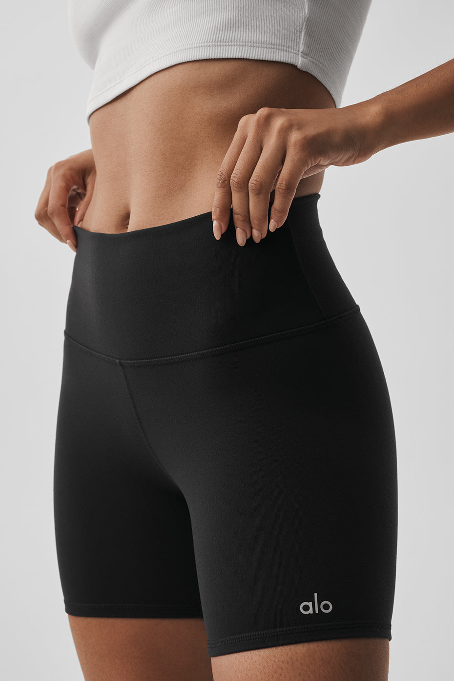 5" Airbrush High-Waist Biker Short - Black
